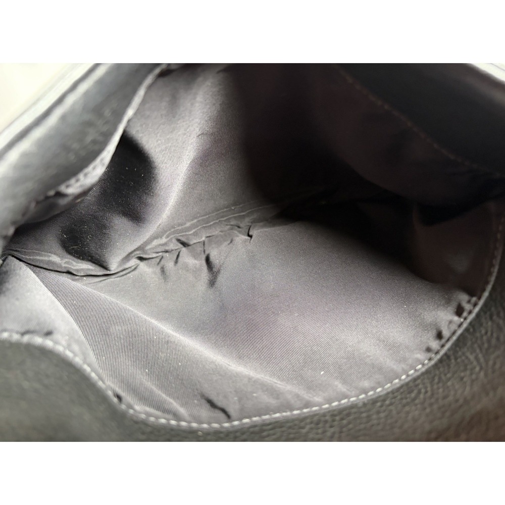 Vintage 90s Black Leather Shoulder Bag Minimalist Quiet Luxury Libaire - Picture 11 of 12